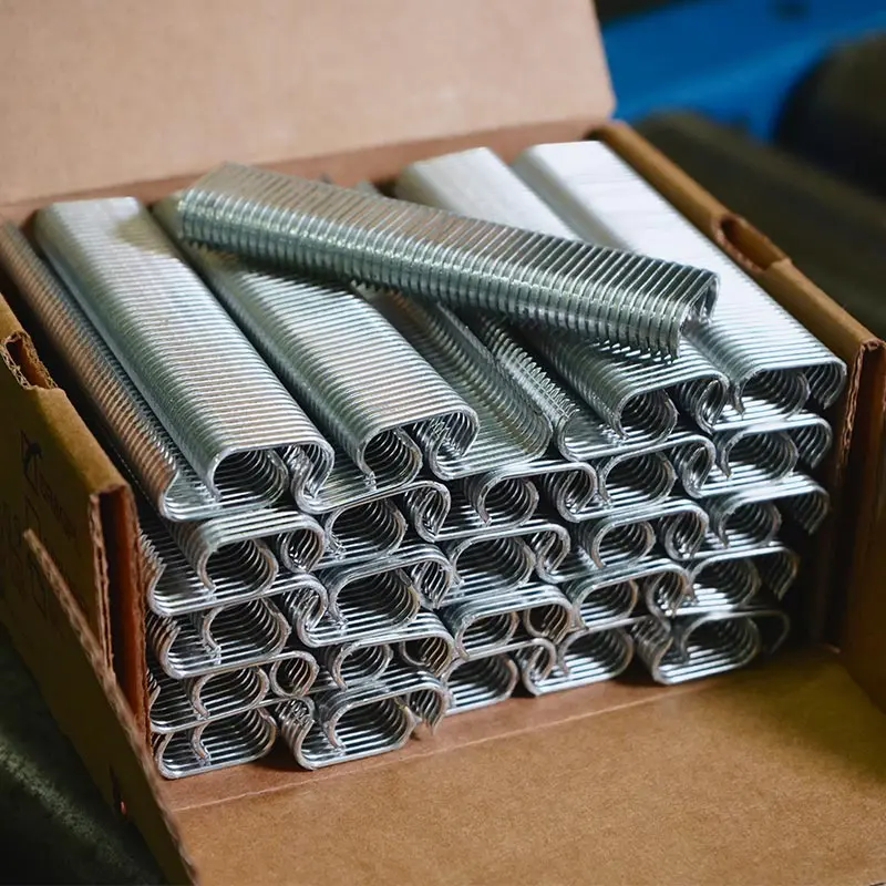 16GA SR8 galvaniseret polstring Hog Ringe