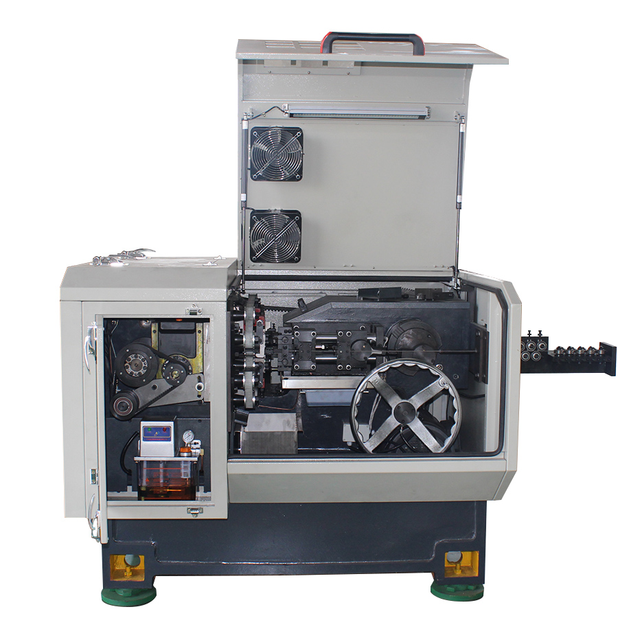 D90 VYSOKOR&Yacute;CHLOSTN&Aacute; STROJ NA TR&Aacute;VANIE KLINCOV